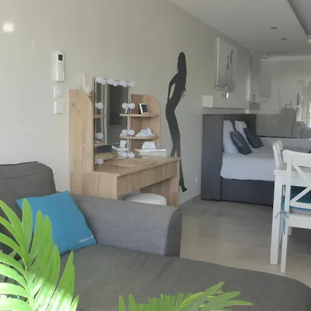 Golden Paradise 007 Helio 66 * Agde