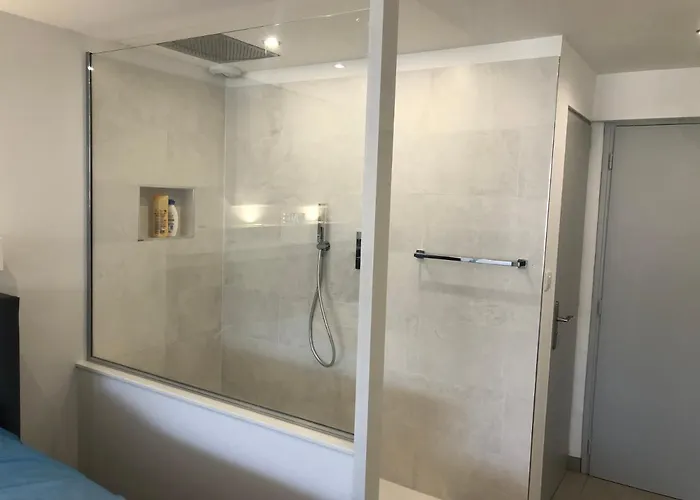 Golden Paradise 007 Helio 66 アパート アグド